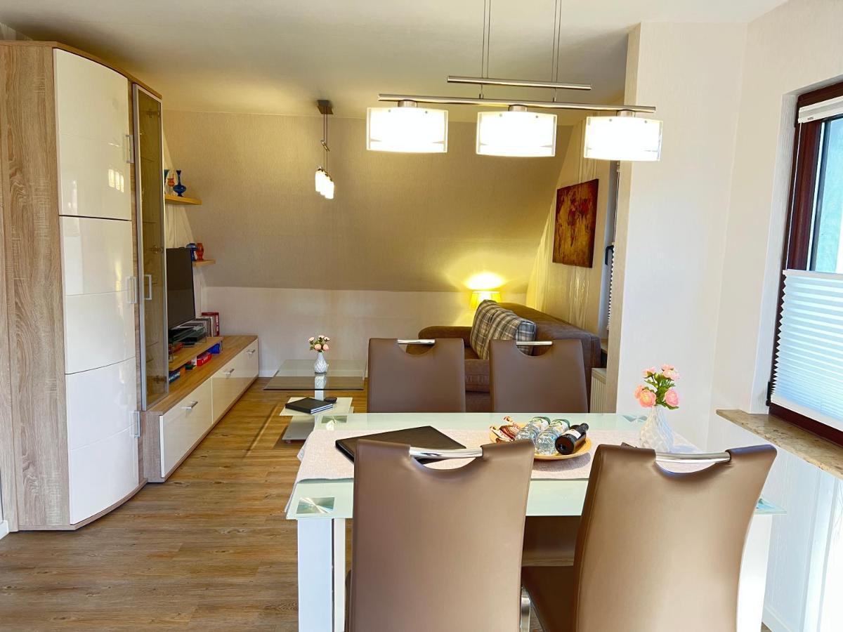 Peedy's luxuriöse 60m² Wohnung mit Balkonterrasse Stade Buitenkant foto