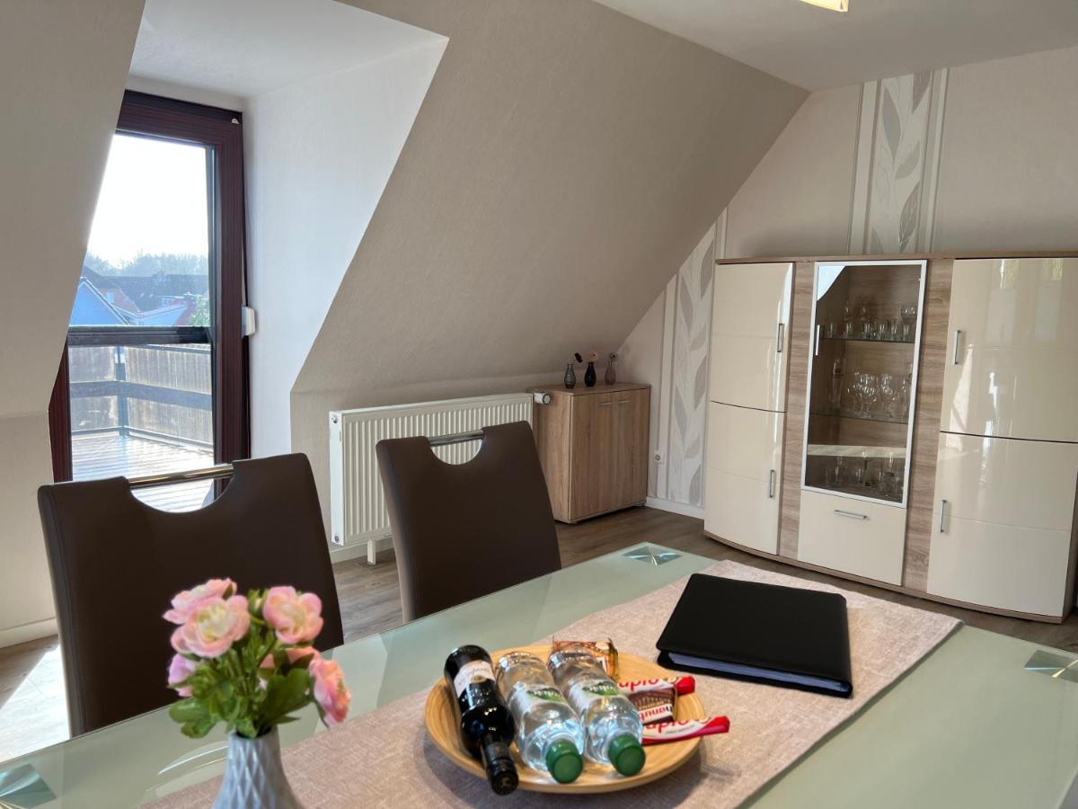 Peedy's luxuriöse 60m² Wohnung mit Balkonterrasse Stade Buitenkant foto