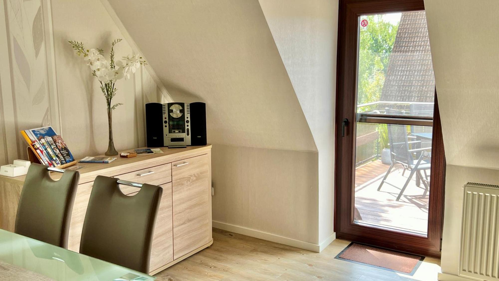 Peedy's luxuriöse 60m² Wohnung mit Balkonterrasse Stade Buitenkant foto