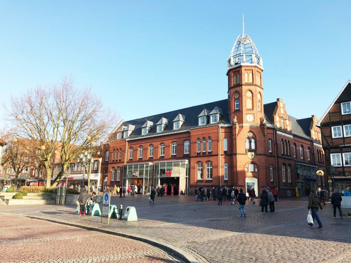 Peedy's luxuriöse 60m² Wohnung mit Balkonterrasse Stade Buitenkant foto