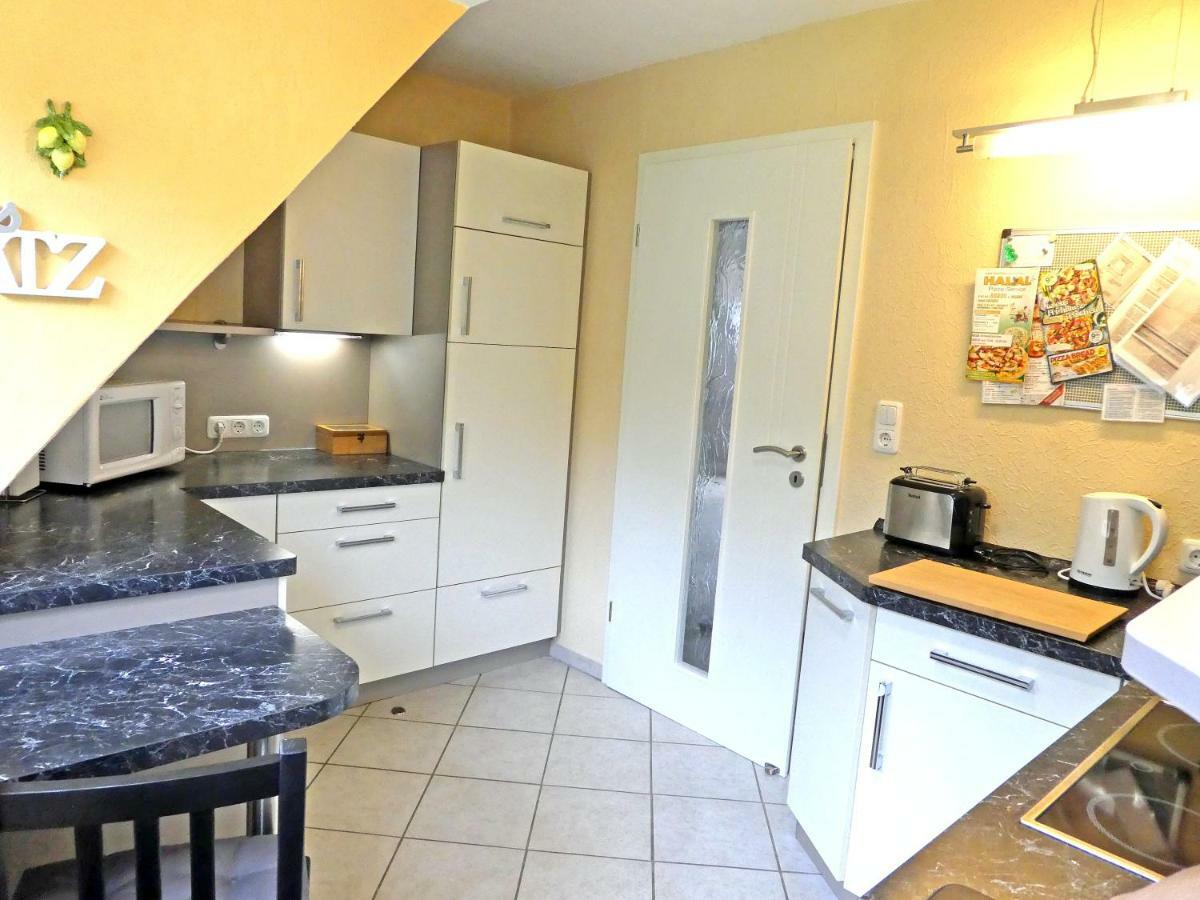 Peedy's luxuriöse 60m² Wohnung mit Balkonterrasse Stade Buitenkant foto